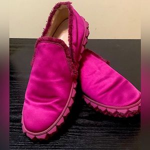 Stuart Weitzman Magenta Fringiebelle Satin Slip On Loafer. Woman’s Size 9